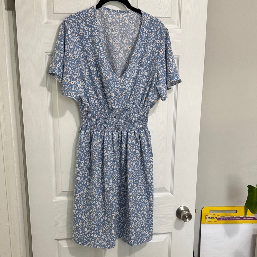 SHEIN Blue Floral Mini Dress